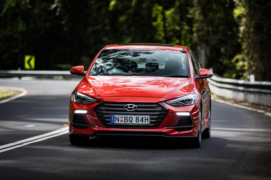  Hyundai Elantra SR Turbo 2016 года  (AU) (фото 7 из 31)
